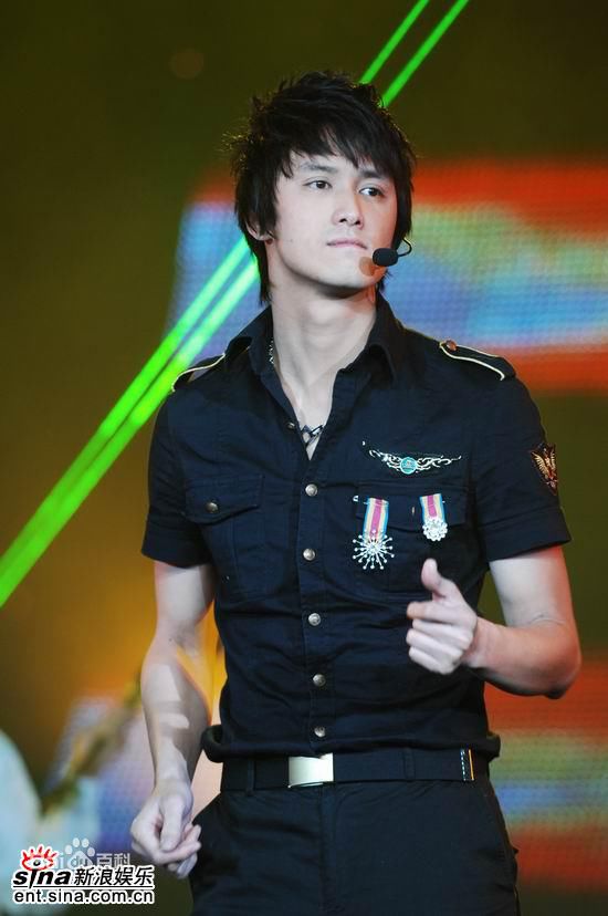 精选巫迪文(Ares Wu)在2007年《加油！好男儿》中的图册