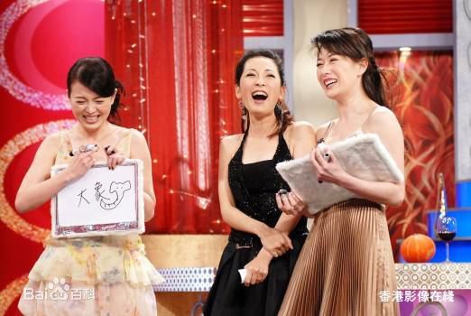 苗可丽主持人照性感图片图集