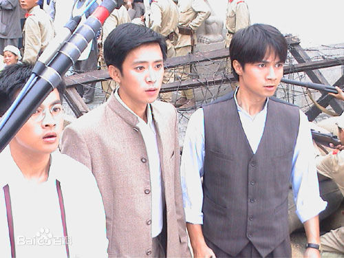 高鑫在《情深深雨蒙蒙》饰陆尔豪中的