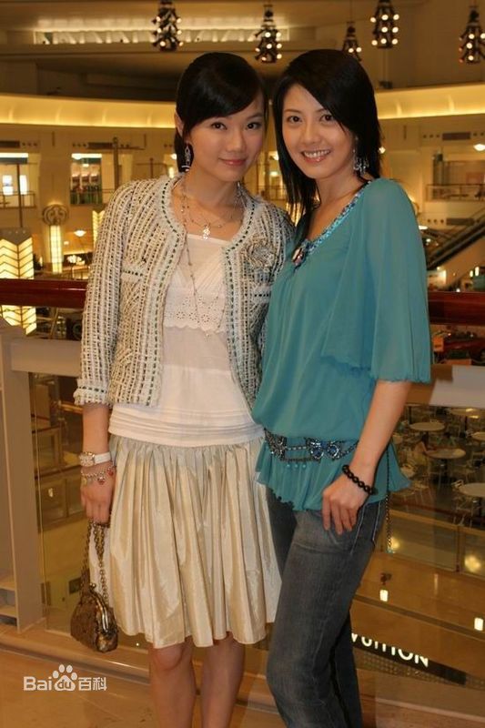 谢金燕(Jeannie Hsieh)生活照壁纸壁纸