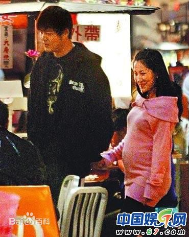 刘至翰(Johnny)生活中的性感图片图集