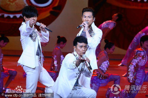 小虎队(Little Tiger)虎年春晚图片前后照片