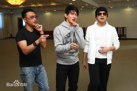 小虎队(Little Tiger)虎年春晚图片前后照片