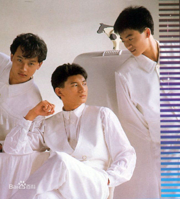 精选小虎队(Little Tiger)在第四章专辑《星星的约会》时期中的图册