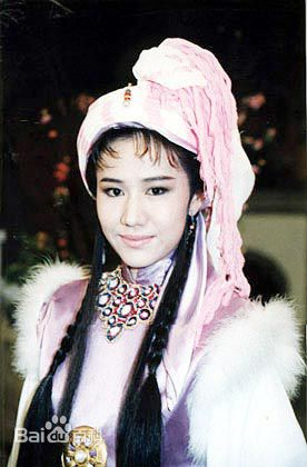 张咏咏(Zhang Yongyong)饰演的阿朱阿紫姐妹生活照相册