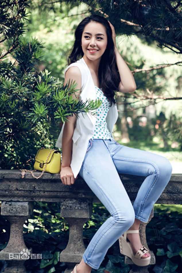 孟丽(Meng Li)平面广告壁纸壁纸