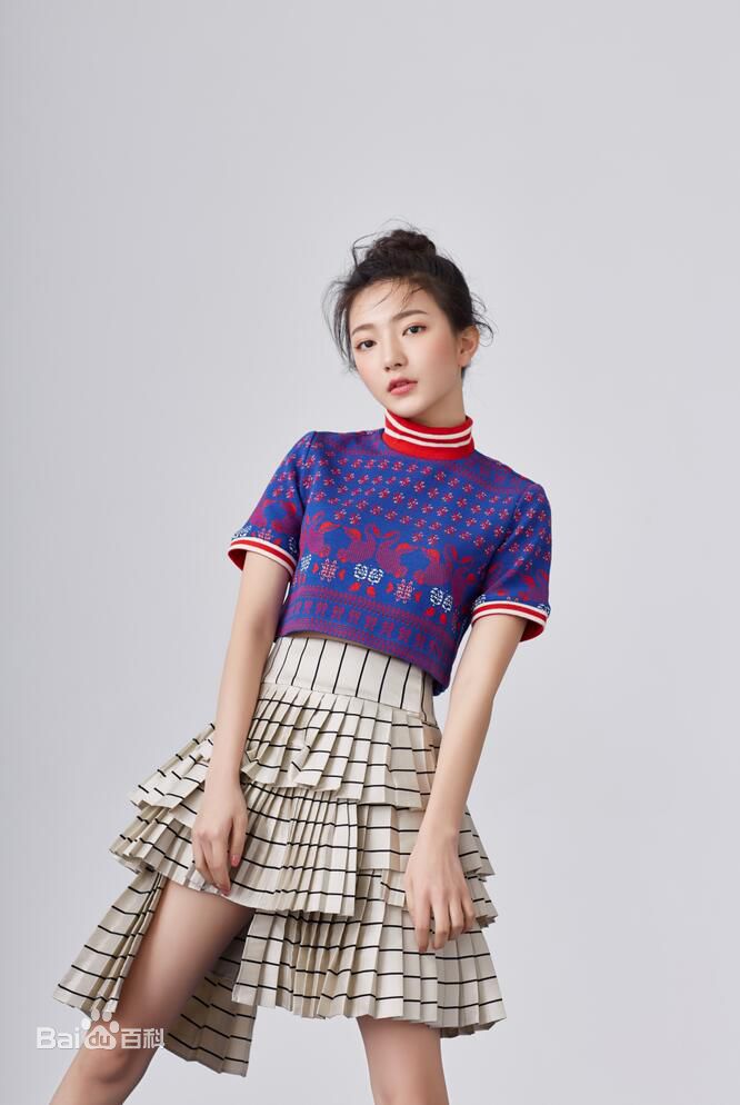 白卉子最新壁纸