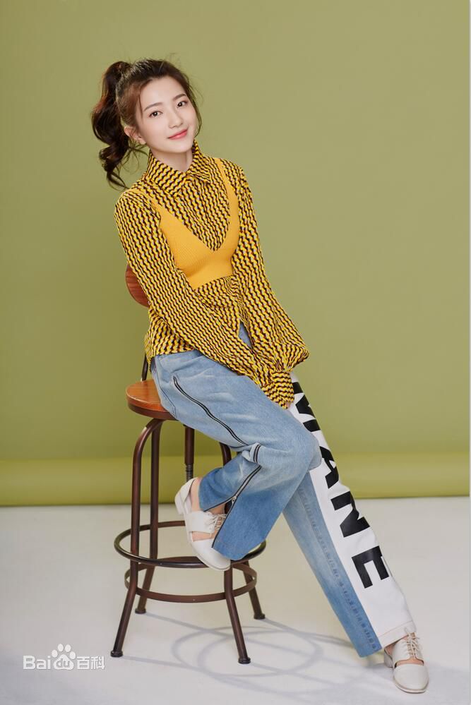 白卉子最新壁纸