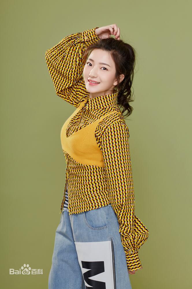 白卉子最新壁纸