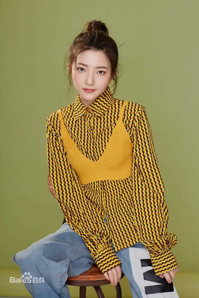 白卉子最新壁纸