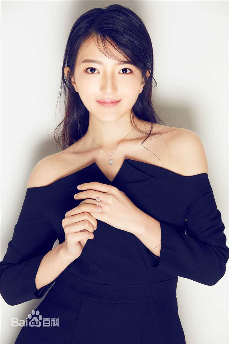 白卉子最新壁纸