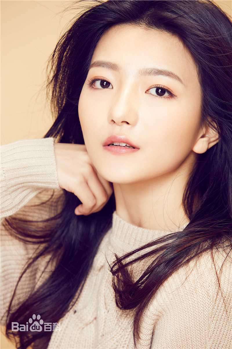 白卉子最新壁纸