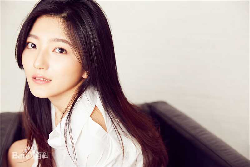 白卉子最新壁纸