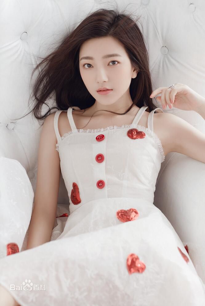 白卉子最新壁纸