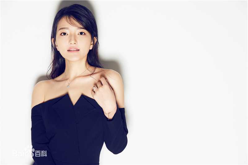 白卉子最新壁纸