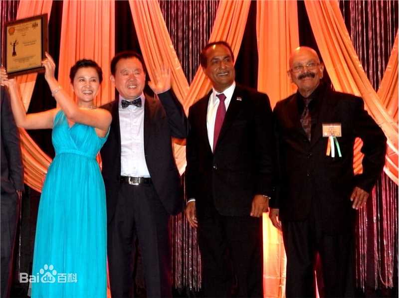 刘芳毓生活中的图片图集