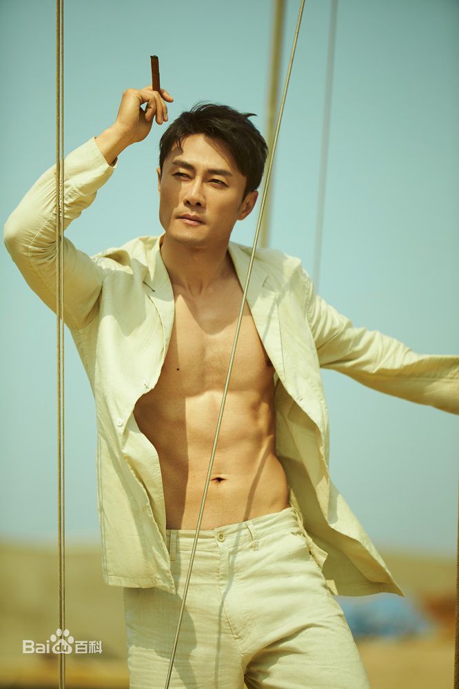 章贺最优质最新秀诱人腹肌相册