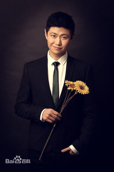 赵荀高清个人图册