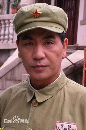 最新薛山性感图片