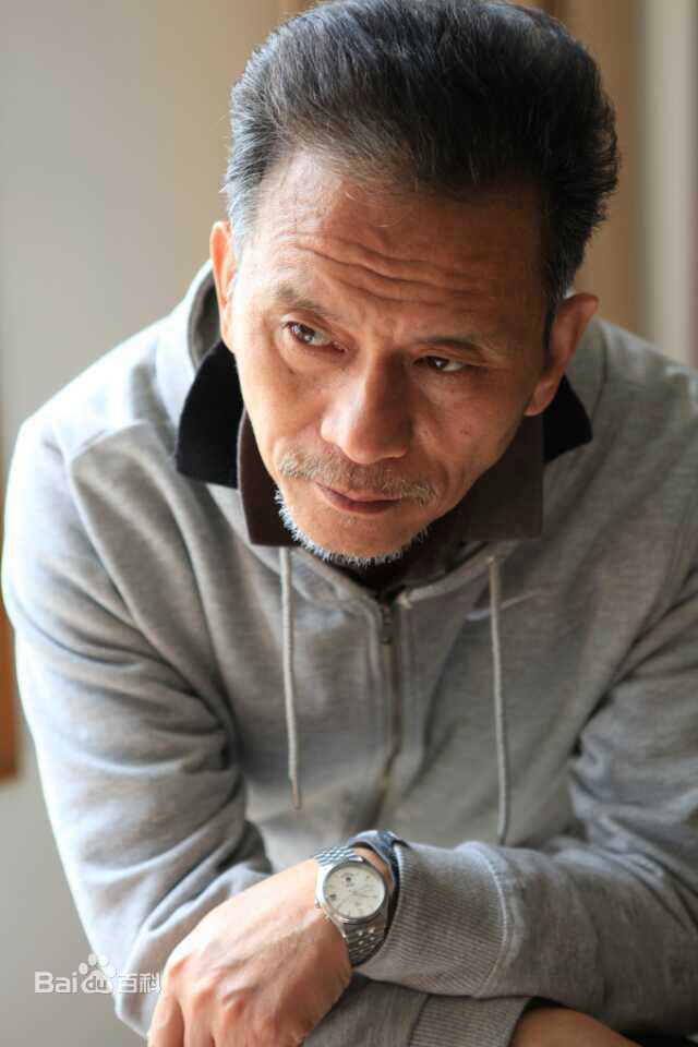 于东江(Yu Dongjiang)出演的部分影视剧剧照、生活照