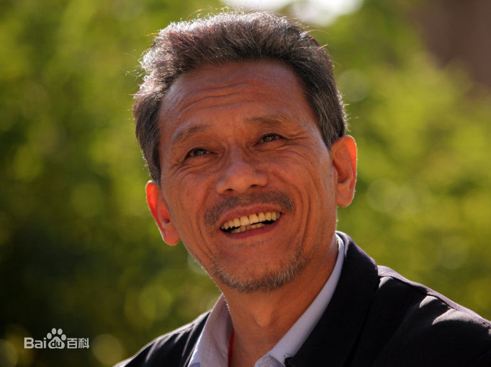 于东江(Yu Dongjiang)出演的部分影视剧剧照、生活照