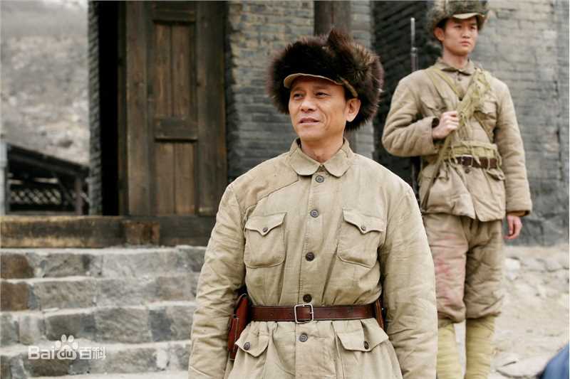 于东江(Yu Dongjiang)出演的部分影视剧剧照、生活照