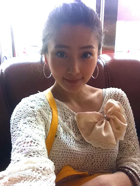 高清吕红旭性感图片