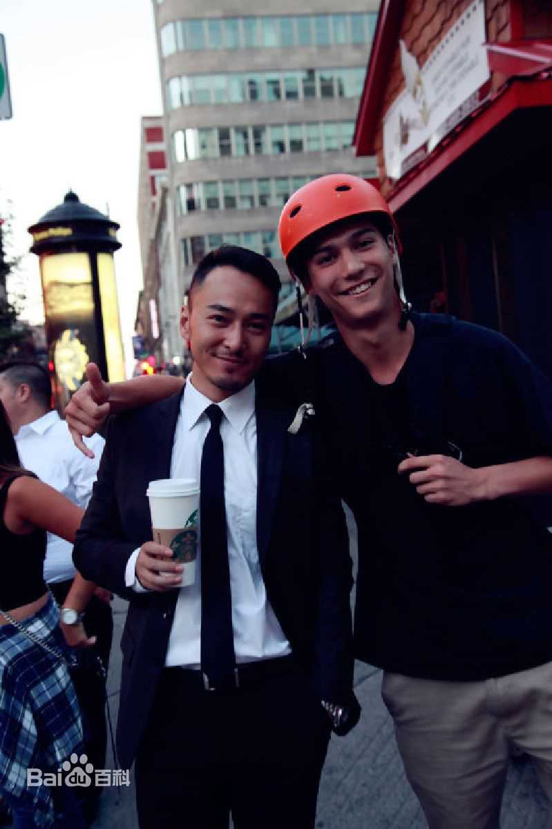 郝柏(bó)杰最新蒙特利尔电影节壁纸