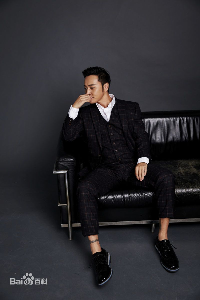 郝柏(bó)杰郝柏杰素颜照壁纸