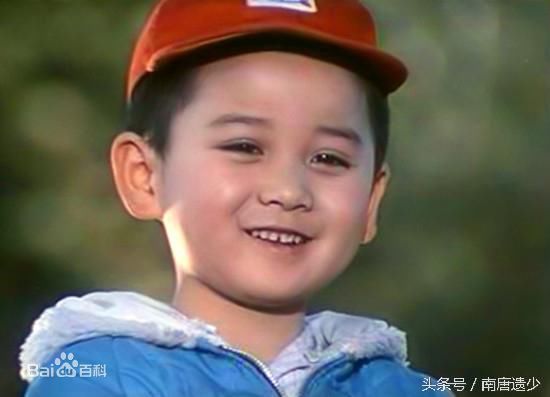 姬晨牧前后照片