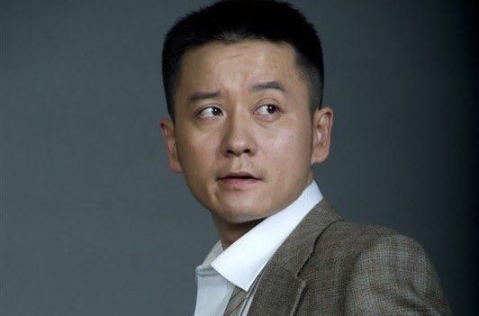 最新姬晨牧壁纸