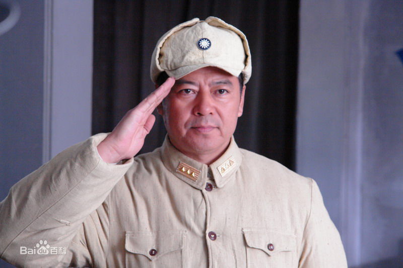 精选颜世魁在代表作《天山行》中的图册