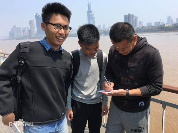 最全黄品沅壁纸