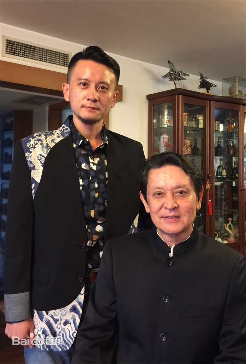 姬麒麟照片素颜照相册