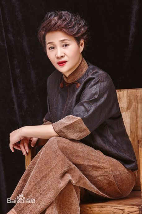 孟秀艺术照壁纸壁纸