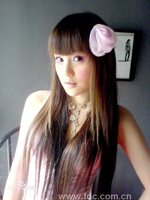 任斯璐(rosechanel)李米的猜想宣传活动壁纸壁纸