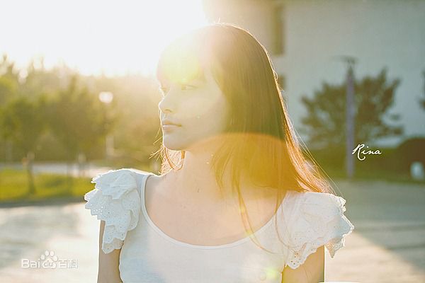 任斯璐(rosechanel)博客图片素颜照相册