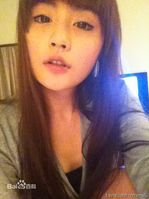 任斯璐(rosechanel)博客图片素颜照相册