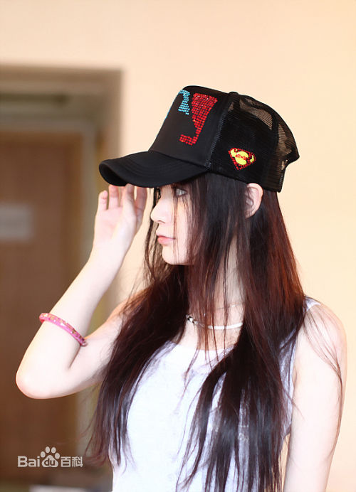 任斯璐(rosechanel)最新个人壁纸