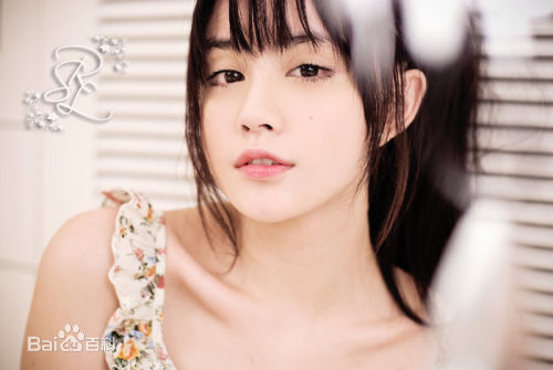 任斯璐(rosechanel)最新个人壁纸