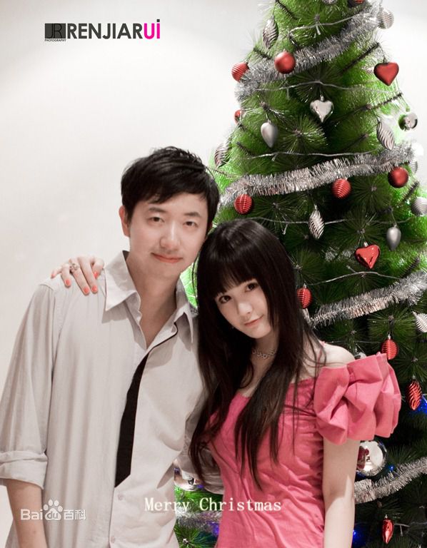 任斯璐(rosechanel)生活照图片图册