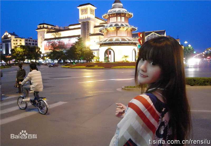 任斯璐(rosechanel)生活照图片图集