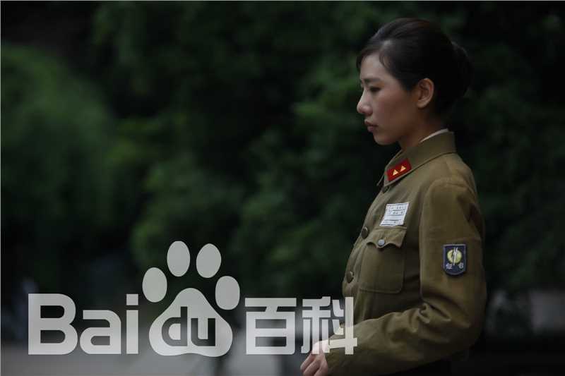 最全芦 菲(luffie)在芦菲《独狼》中的壁纸