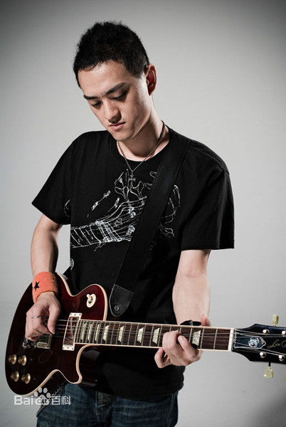 赵英俊前后照片