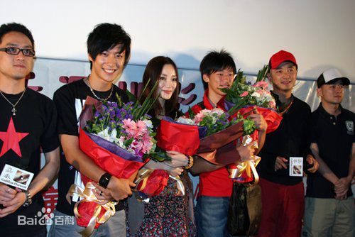 赵英俊在《夜店》宣传活动中的