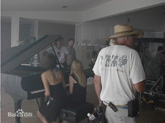 最新卡米拉·贝勒(Camilla Belle)精彩图册2