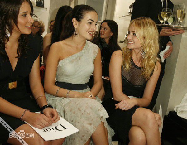 最新卡米拉·贝勒(Camilla Belle)精彩图册3