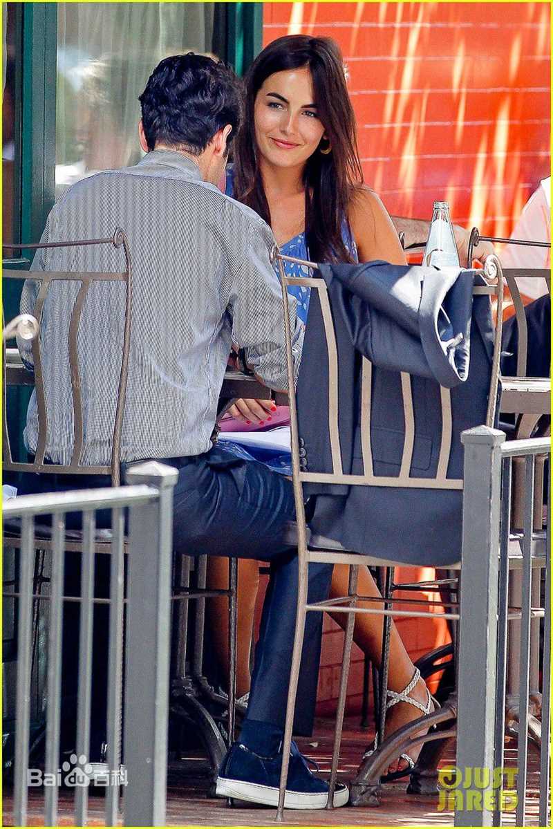 精选卡米拉·贝勒(Camilla Belle)精彩图册1