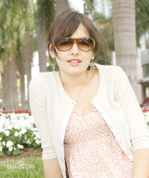 高清卡米拉·贝勒(Camilla Belle)精彩图册1