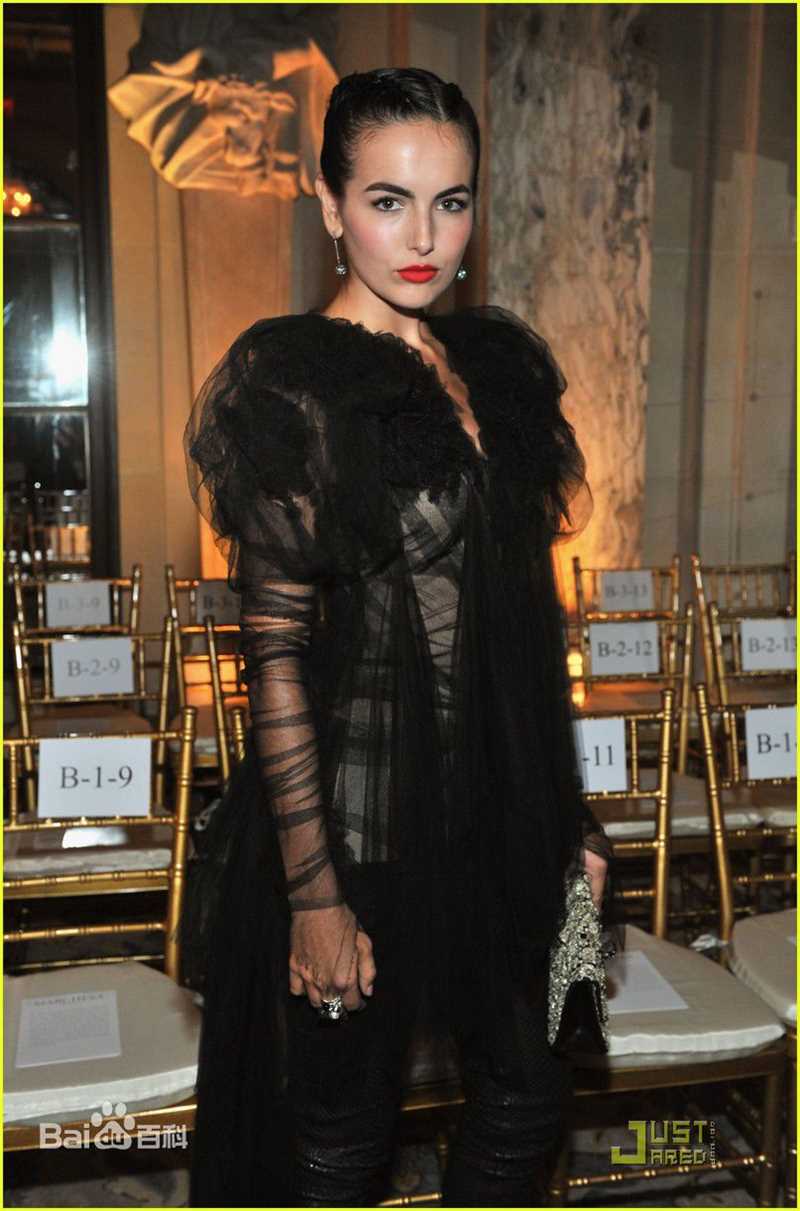 最新卡米拉·贝勒(Camilla Belle)精彩图册1